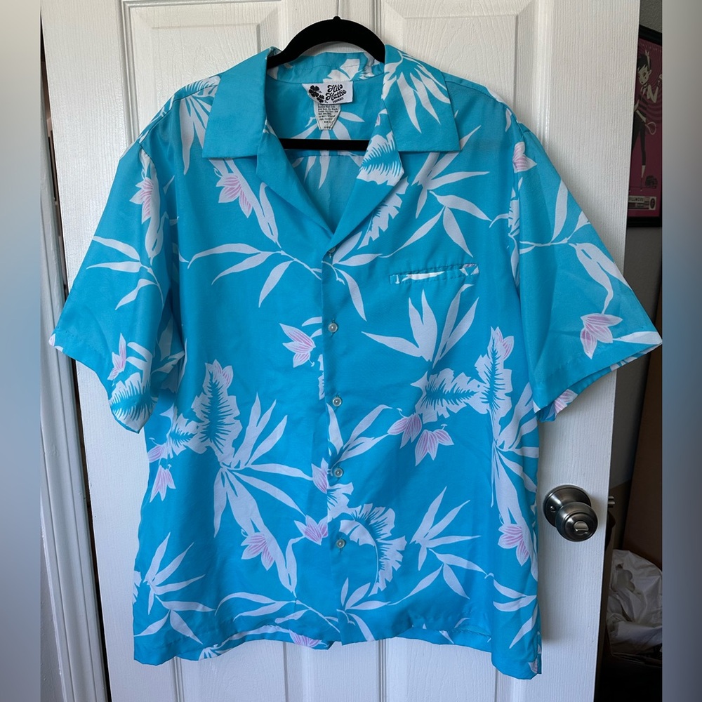 ♻️LAST DAY 4/24 - MAKE AN OFFER♻️ Vintage Hilo Hattie Aloha Shirt